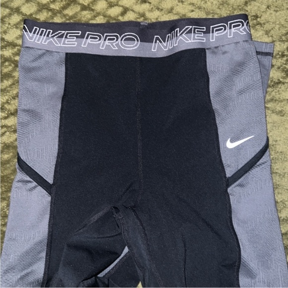 Nike Pro High-Waisted 7/8 Leggings (dri-fit, yoga, hyper warm) (sold separately) - Picture 6 of 16